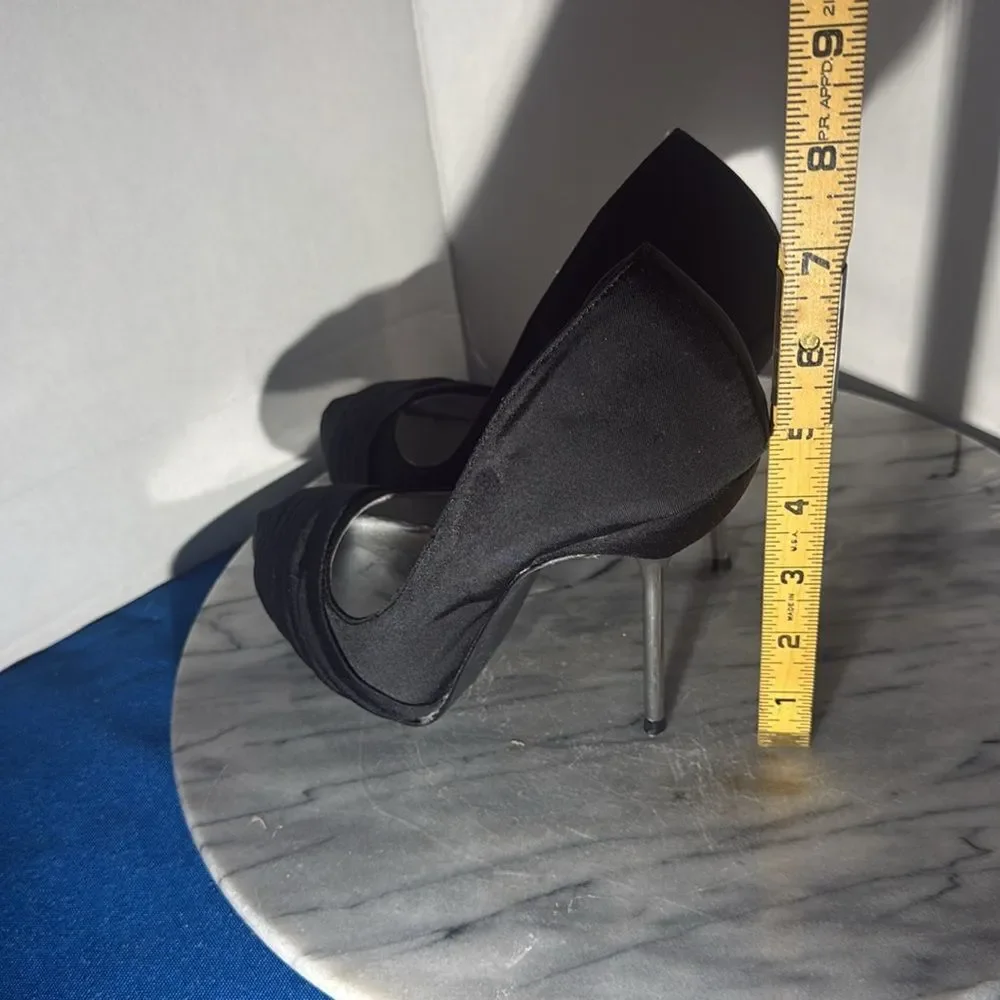 Qupid Black Peep-Toe Heels